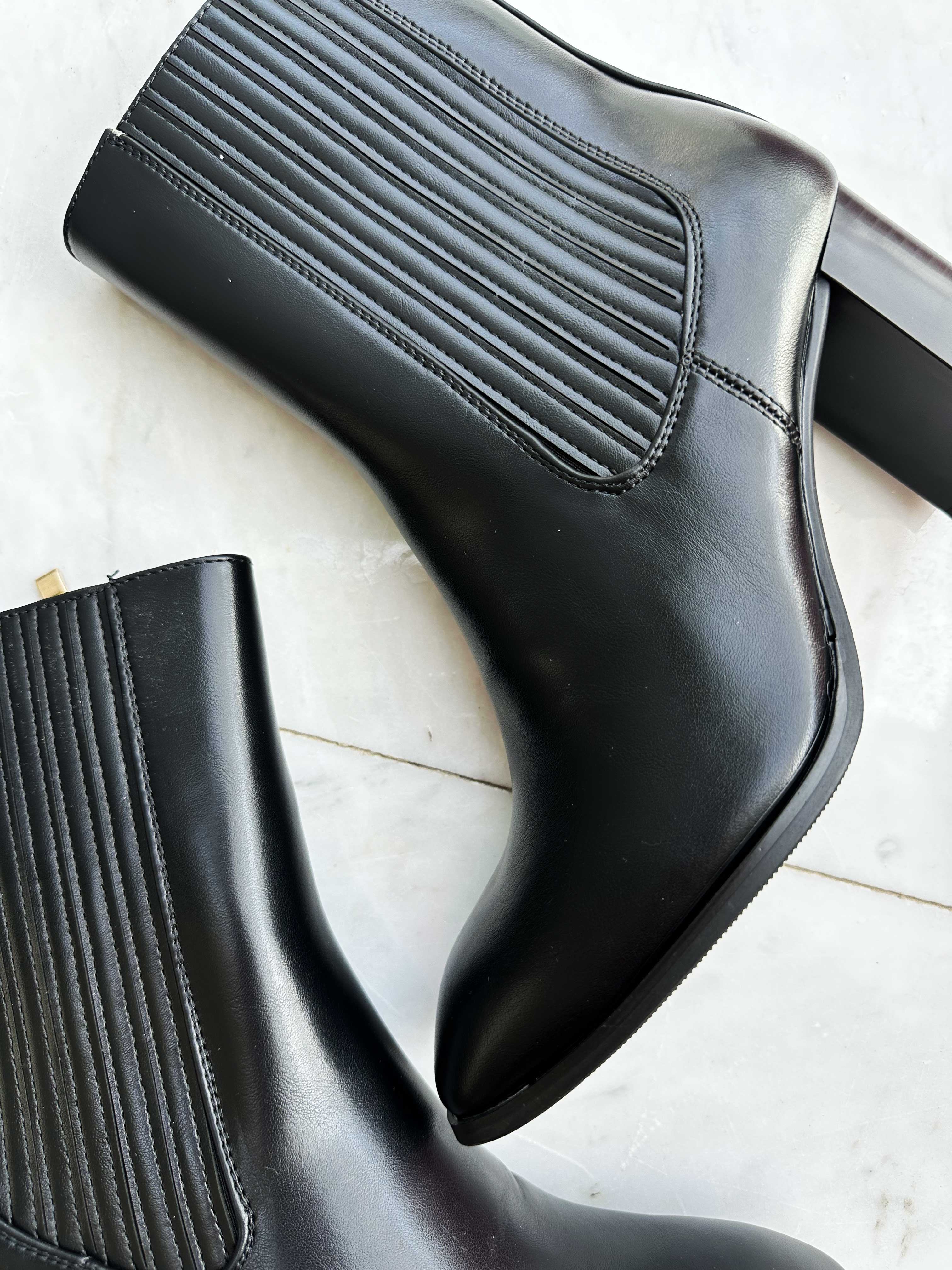 Gloria - Stilrene støvler med hæl